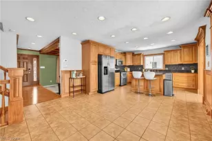 477 Deborah Dr, New Franklin, OH 44319 - Photo 10