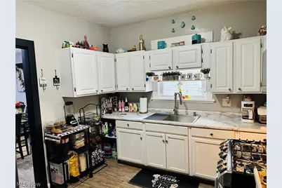 2616 Crown Place NW, Canton, OH 44708 - Photo 8
