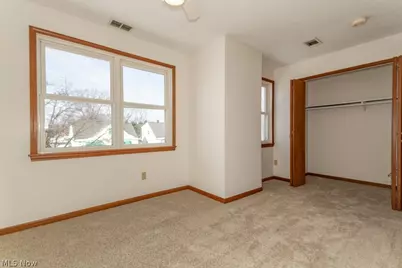 1677 Hawthorne Drive, Loveland, OH 44124 - Photo 28