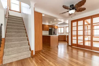 1677 Hawthorne Drive, Loveland, OH 44124 - Photo 6