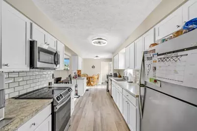 1014 Newton Street, Tallmadge, OH 44278 - Photo 8