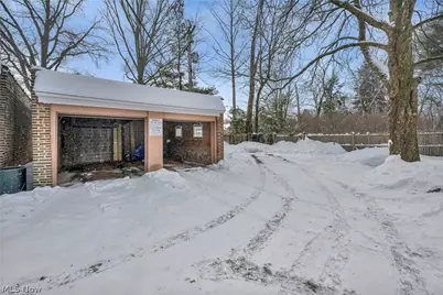 2410 Overlook Road, Cleveland Heights, OH 44106 - Photo 44