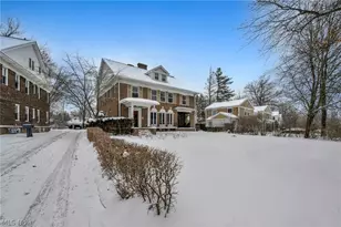 2410 Overlook Rd, Cleveland Heights, OH 44106 - Photo 2