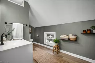 1939 W 54th St, Loveland, OH 44102 - Photo 34