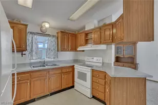 104 Vine St, New Lexington, OH 43764 - Photo 14