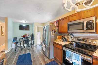 757 Independence Avenue, Akron, OH 44310 - Photo 10