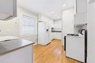 2209 26th St SW, Akron, OH 44314 - Photo 14