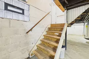 2209 26th St SW, Akron, OH 44314 - Photo 38