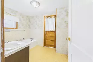 2209 26th St SW, Akron, OH 44314 - Photo 30