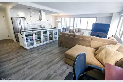 12520 Edgewater Drive #306, Oakwood, OH 44107 - Photo 4