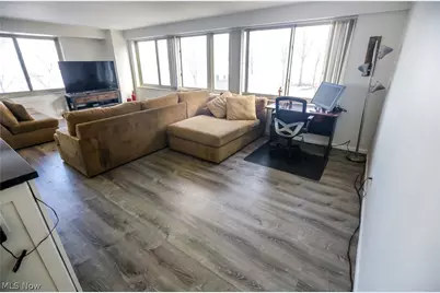 12520 Edgewater Drive #306, Oakwood, OH 44107 - Photo 16