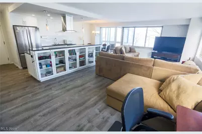 12520 Edgewater Drive #306, Oakwood, OH 44107 - Photo 14