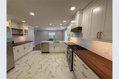 1691 Knob Hill Drive, Coshocton, OH 43812 - Photo 10