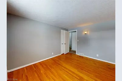 231 Cedar Street N, East Canton, OH 44730 - Photo 12