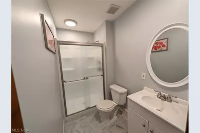 2000 Stake Drive, Green, OH 44232 - Photo 8