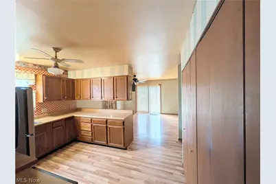 2000 Stake Drive, Green, OH 44232 - Photo 6