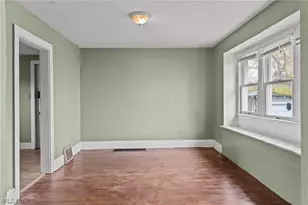 884 Lovers Ln, Akron, OH 44306 - Photo 14