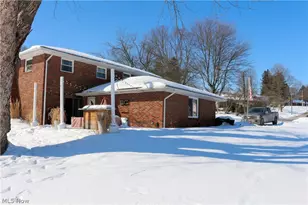 313 5th St, Sugarcreek, OH 44681 - Photo 2