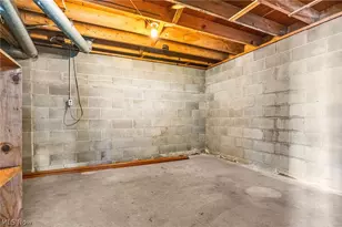 3388 Symphony Ln, New Franklin, OH 44216 - Photo 22