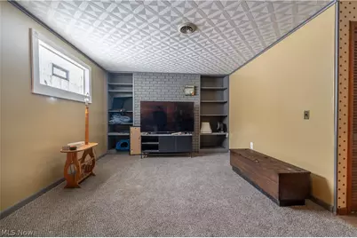 415 Springbrook Drive SW, New Philadelphia, OH 44663 - Photo 28