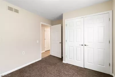 11104 Mount Carmel Road, Loveland, OH 44104 - Photo 18