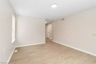 11104 Mount Carmel Road, Loveland, OH 44104 - Photo 8