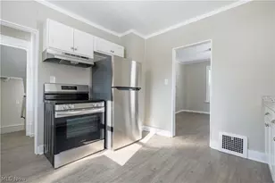 1010 Washington Ave, Louisville, OH 44641 - Photo 16