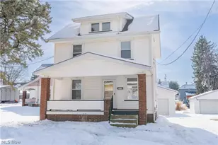 1010 Washington Ave, Louisville, OH 44641 - Photo 2