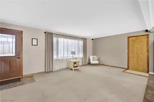 600 53rd St SW, Canton, OH 44706 - Photo 8