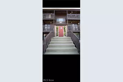 4615 Oakhill Boulevard #106, Lorain, OH 44053 - Photo 1