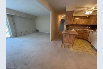 4615 Oakhill Boulevard #106, Lorain, OH 44053 - Photo 4