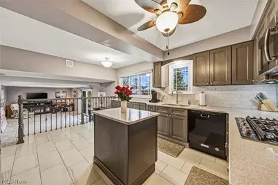 1908 Bromton Drive, Lyndhurst, OH 44124 - Photo 6