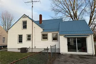 880 Meadowbrook Ave SE, Warren, OH 44484 - Photo 4