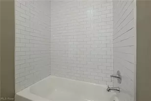 311 George St, Barberton, OH 44203 - Photo 18