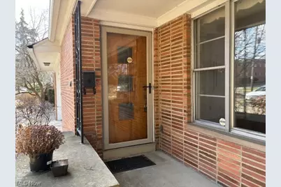 1384 Cleveland Heights Boulevard, Cleveland Heights, OH 44121 - Photo 2