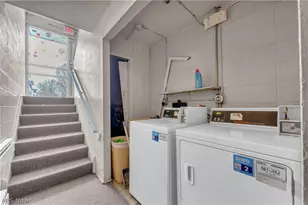 1415 Wyandotte Ave, Oakwood, OH 44107 - Photo 4