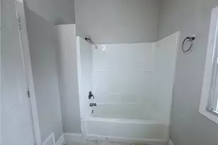 1721 SW Hammond Ave, Canton, OH 44706 - Photo 16