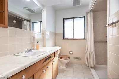 10725 York Road, North Royalton, OH 44133 - Photo 14