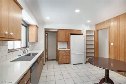 10725 York Road, North Royalton, OH 44133 - Photo 2