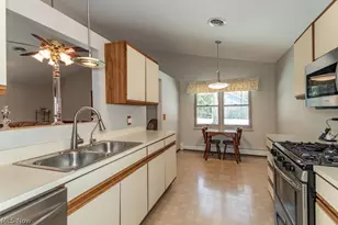 340 Parkway Blvd, Madison, OH 44057 - Photo 22