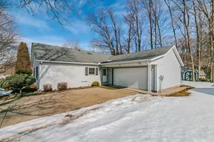 340 Parkway Blvd, Madison, OH 44057 - Photo 16