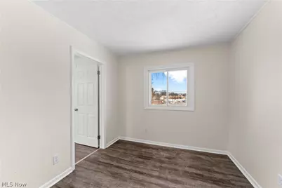 170 E 220th Street, Euclid, OH 44123 - Photo 16