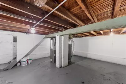 170 E 220th Street, Euclid, OH 44123 - Photo 22