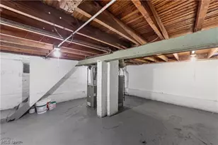 170 E 220th St, Euclid, OH 44123 - Photo 22