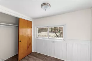 170 E 220th St, Euclid, OH 44123 - Photo 10