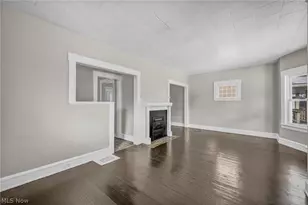 2218 W 100th St, Loveland, OH 44102 - Photo 6