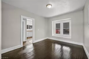 2218 W 100th St, Loveland, OH 44102 - Photo 4