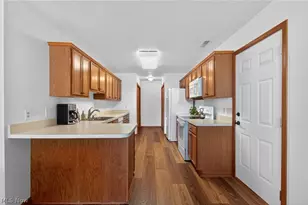 161 Beau Chemin Ave, Louisville, OH 44641 - Photo 10