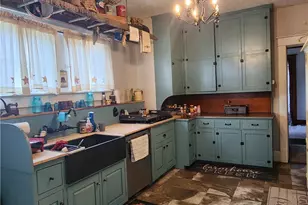 519 Taylor Ave, Cambridge, OH 43725 - Photo 4