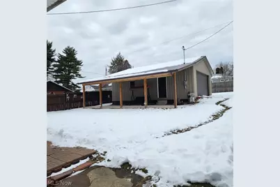 519 Taylor Avenue, Cambridge, OH 43725 - Photo 2